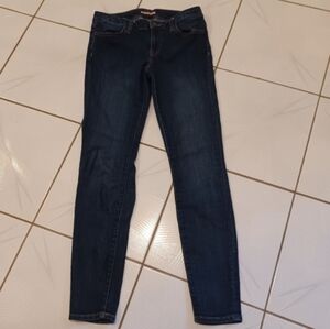 4/$80 Tommy Jeans - Size 6